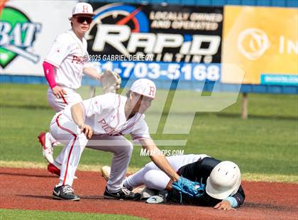Thumbnail 2 in Robstown vs. London (VISD Tournament) photogallery.