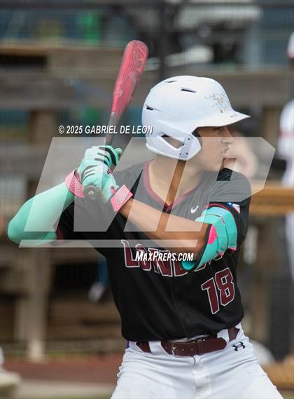 Thumbnail 2 in Robstown vs. London (VISD Tournament) photogallery.