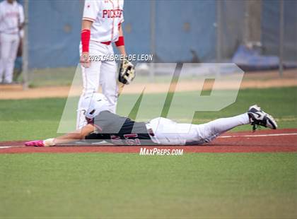 Thumbnail 1 in Robstown vs. London (VISD Tournament) photogallery.