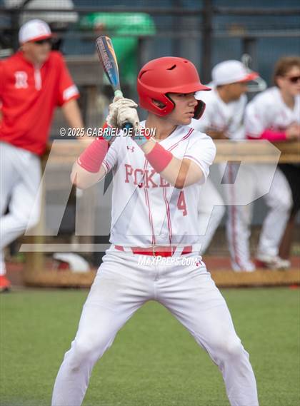 Thumbnail 3 in Robstown vs. London (VISD Tournament) photogallery.