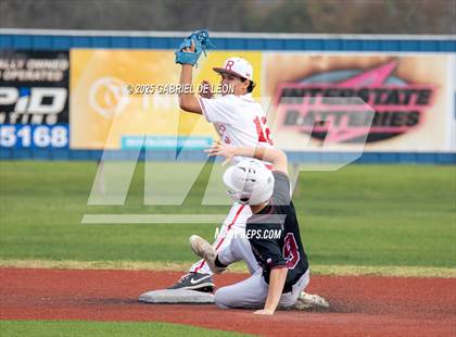 Thumbnail 2 in Robstown vs. London (VISD Tournament) photogallery.