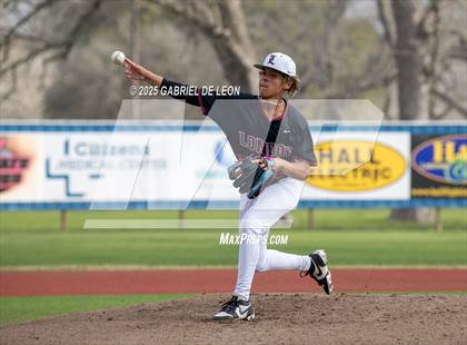 Thumbnail 2 in Robstown vs. London (VISD Tournament) photogallery.