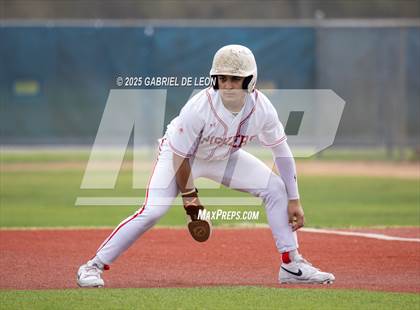 Thumbnail 1 in Robstown vs. London (VISD Tournament) photogallery.