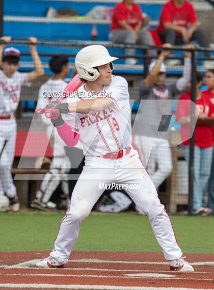 Thumbnail 2 in Robstown vs. London (VISD Tournament) photogallery.