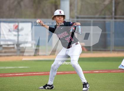 Thumbnail 1 in Robstown vs. London (VISD Tournament) photogallery.