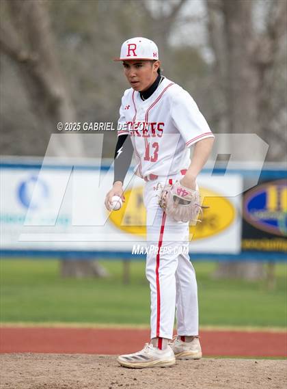Thumbnail 1 in Robstown vs. London (VISD Tournament) photogallery.