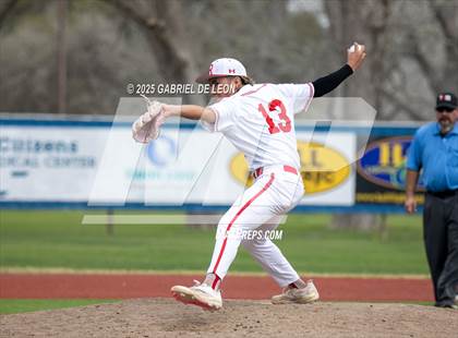 Thumbnail 2 in Robstown vs. London (VISD Tournament) photogallery.