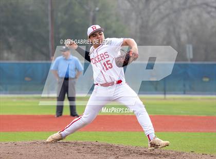 Thumbnail 1 in Robstown vs. London (VISD Tournament) photogallery.
