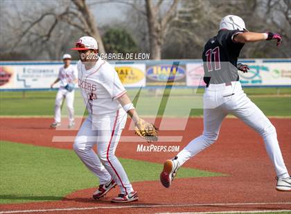 Thumbnail 3 in Robstown vs. London (VISD Tournament) photogallery.