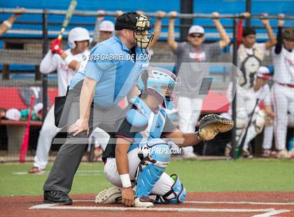 Thumbnail 2 in Robstown vs. London (VISD Tournament) photogallery.