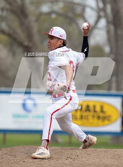Thumbnail 2 in Robstown vs. London (VISD Tournament) photogallery.