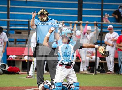 Thumbnail 1 in Robstown vs. London (VISD Tournament) photogallery.