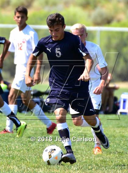Thumbnail 2 in Aztec vs Piedra Vista (Aztec Invitational)  photogallery.