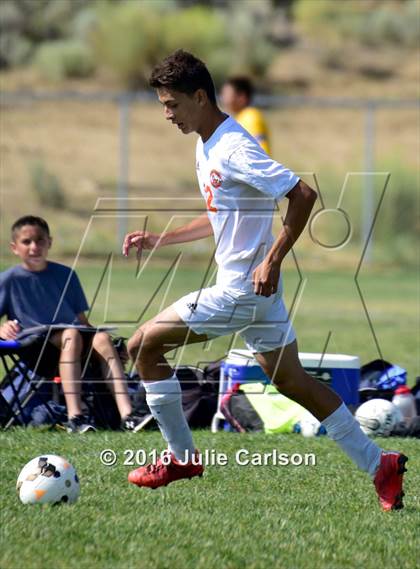 Thumbnail 3 in Aztec vs Piedra Vista (Aztec Invitational)  photogallery.