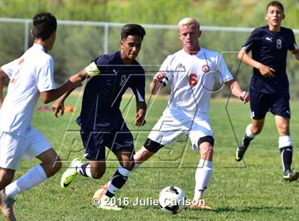 Thumbnail 2 in Aztec vs Piedra Vista (Aztec Invitational)  photogallery.