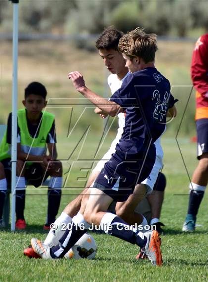 Thumbnail 1 in Aztec vs Piedra Vista (Aztec Invitational)  photogallery.