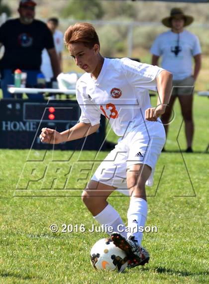 Thumbnail 1 in Aztec vs Piedra Vista (Aztec Invitational)  photogallery.