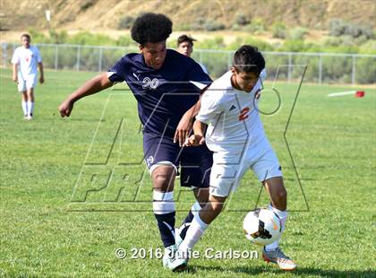 Thumbnail 1 in Aztec vs Piedra Vista (Aztec Invitational)  photogallery.