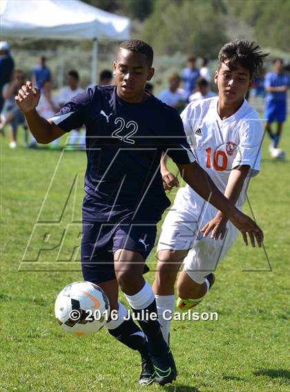 Thumbnail 2 in Aztec vs Piedra Vista (Aztec Invitational)  photogallery.