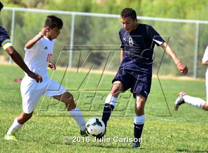 Thumbnail 1 in Aztec vs Piedra Vista (Aztec Invitational)  photogallery.