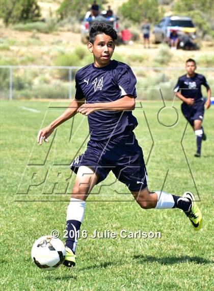 Thumbnail 2 in Aztec vs Piedra Vista (Aztec Invitational)  photogallery.