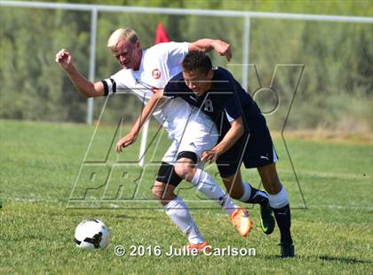 Thumbnail 2 in Aztec vs Piedra Vista (Aztec Invitational)  photogallery.
