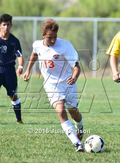 Thumbnail 3 in Aztec vs Piedra Vista (Aztec Invitational)  photogallery.