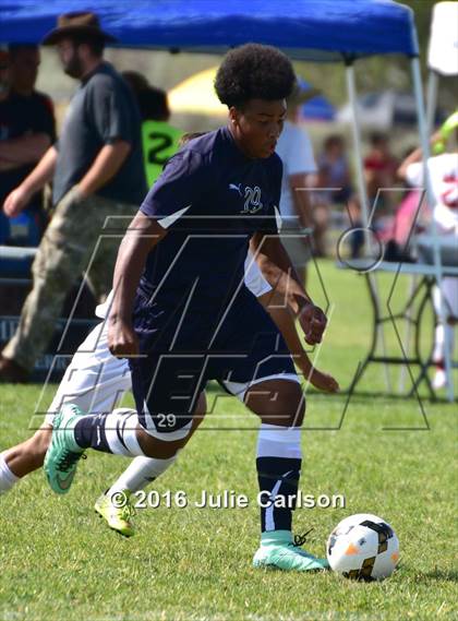Thumbnail 2 in Aztec vs Piedra Vista (Aztec Invitational)  photogallery.