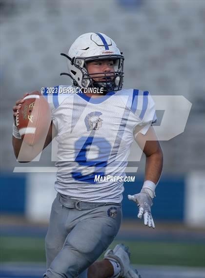 Thumbnail 3 in Garden City vs. New Hyde Park Memorial (NYSPHSAA Division II Quarterfinal) photogallery.