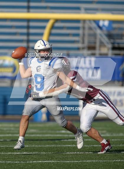Thumbnail 1 in Garden City vs. New Hyde Park Memorial (NYSPHSAA Division II Quarterfinal) photogallery.