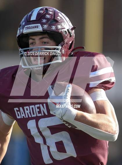 Thumbnail 3 in Garden City vs. New Hyde Park Memorial (NYSPHSAA Division II Quarterfinal) photogallery.