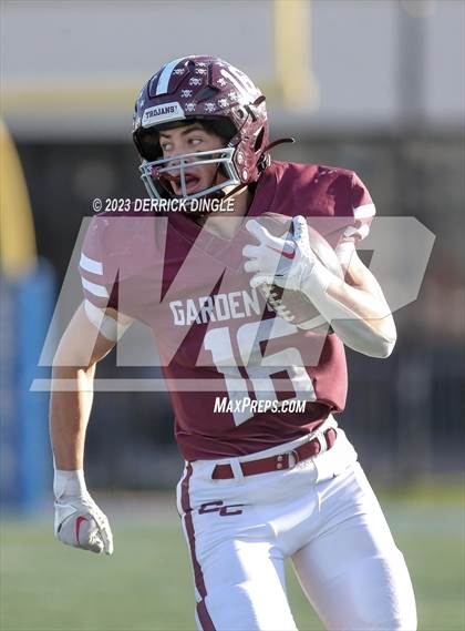 Thumbnail 1 in Garden City vs. New Hyde Park Memorial (NYSPHSAA Division II Quarterfinal) photogallery.