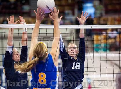 Thumbnail 3 in Dove Creek vs. Vail Christian (CHSAA 1A Pool 1) photogallery.