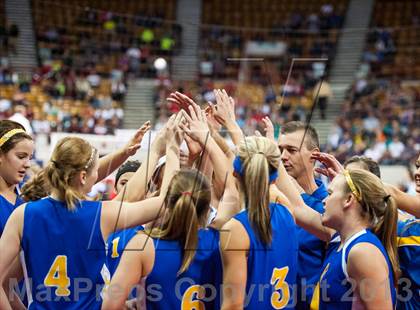 Thumbnail 3 in Dove Creek vs. Vail Christian (CHSAA 1A Pool 1) photogallery.