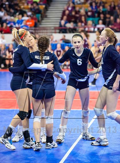 Thumbnail 3 in Dove Creek vs. Vail Christian (CHSAA 1A Pool 1) photogallery.