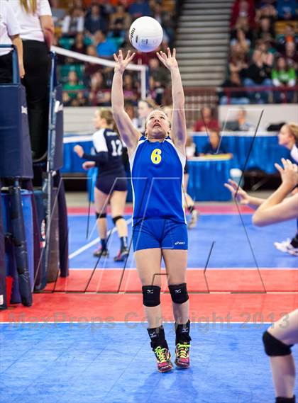 Thumbnail 3 in Dove Creek vs. Vail Christian (CHSAA 1A Pool 1) photogallery.