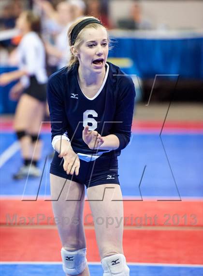 Thumbnail 3 in Dove Creek vs. Vail Christian (CHSAA 1A Pool 1) photogallery.