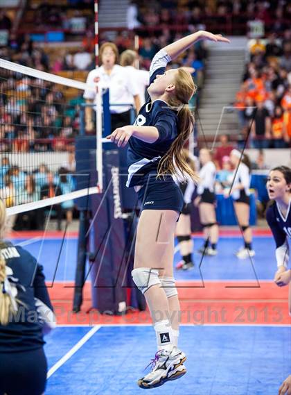Thumbnail 1 in Dove Creek vs. Vail Christian (CHSAA 1A Pool 1) photogallery.