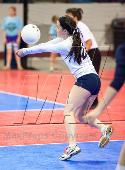 Thumbnail 3 in Dove Creek vs. Vail Christian (CHSAA 1A Pool 1) photogallery.