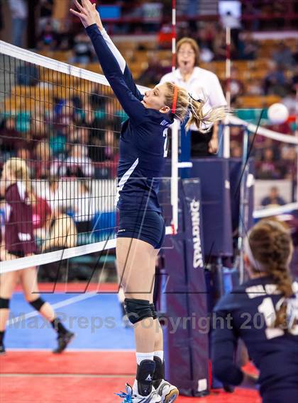 Thumbnail 2 in Dove Creek vs. Vail Christian (CHSAA 1A Pool 1) photogallery.