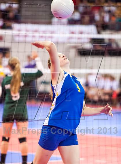 Thumbnail 3 in Dove Creek vs. Vail Christian (CHSAA 1A Pool 1) photogallery.