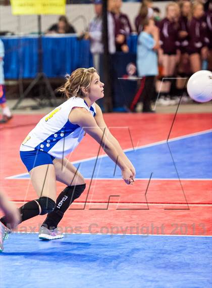 Thumbnail 2 in Dove Creek vs. Vail Christian (CHSAA 1A Pool 1) photogallery.