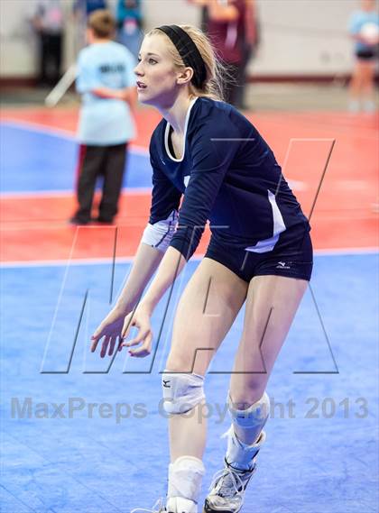 Thumbnail 3 in Dove Creek vs. Vail Christian (CHSAA 1A Pool 1) photogallery.