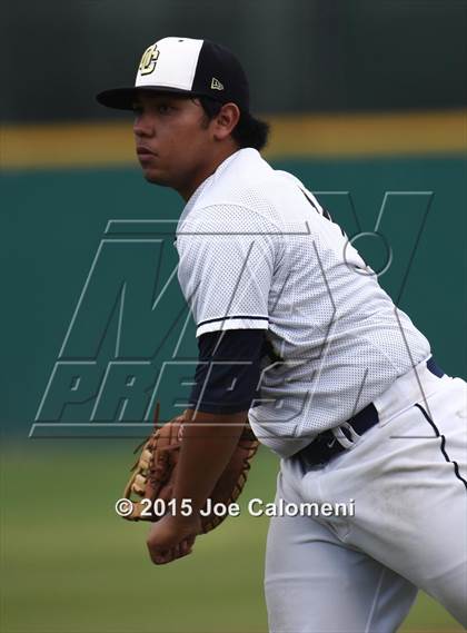 Thumbnail 1 in MacArthur [Douglas] vs O'Connor (UIL 6A Area Playoff) photogallery.