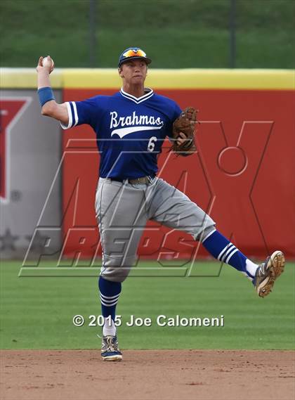 Thumbnail 2 in MacArthur [Douglas] vs O'Connor (UIL 6A Area Playoff) photogallery.