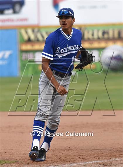 Thumbnail 2 in MacArthur [Douglas] vs O'Connor (UIL 6A Area Playoff) photogallery.