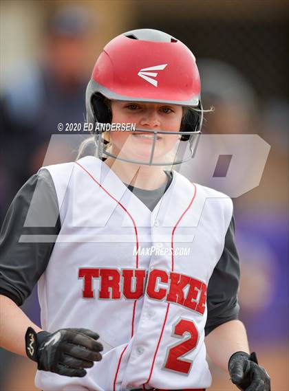 Thumbnail 3 in Yerington vs. Truckee (Yerington Tournament) photogallery.