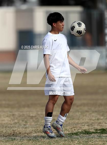 Thumbnail 2 in Tucson High Magnet School vs Sahuaro (Ismael Arce Invitational) photogallery.