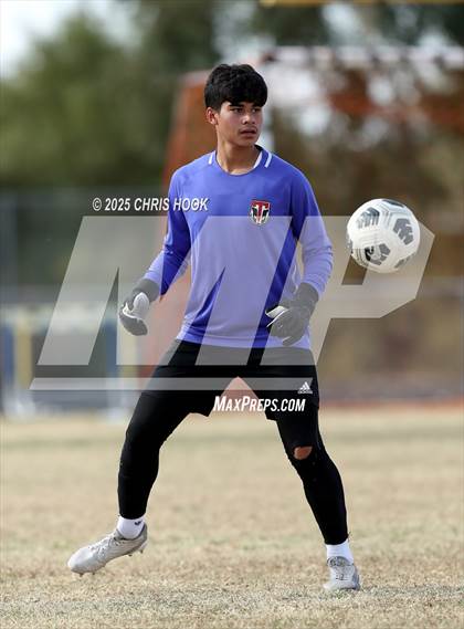 Thumbnail 2 in Tucson High Magnet School vs Sahuaro (Ismael Arce Invitational) photogallery.
