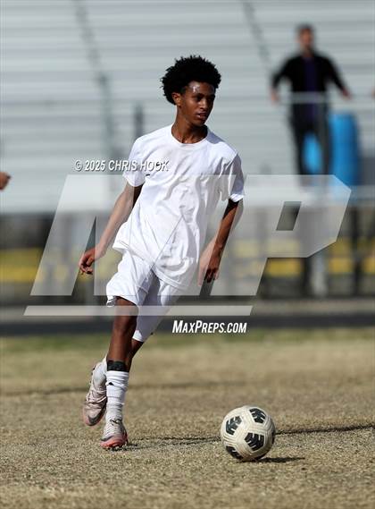 Thumbnail 1 in Tucson High Magnet School vs Sahuaro (Ismael Arce Invitational) photogallery.